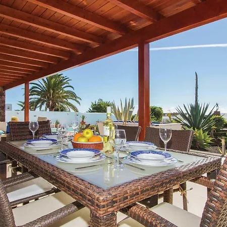 Puerto Del Carmen Sleeps 8 Pool Air Con Wifi